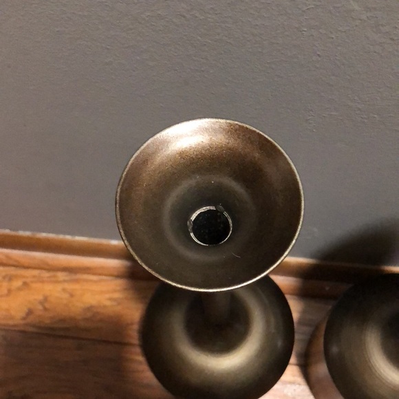 BRAND NEW PIER 1 BRONZE VASES FOR ARTIFICIAL FLOWERS ONLY! NEVER USED! - Picture 4 of 6